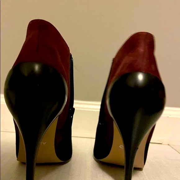 ALDO New Pointed Toe Ankle Boots - Picture 5 of 8